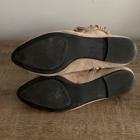 NWOB Sam Edelman Flat Suede Fringe Booties, size 8 - Picture 2 of 4